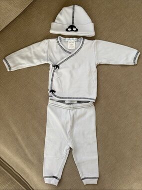 Baby Steps Light Blue Matching Set with Navy Trim and Hat and Cars detail